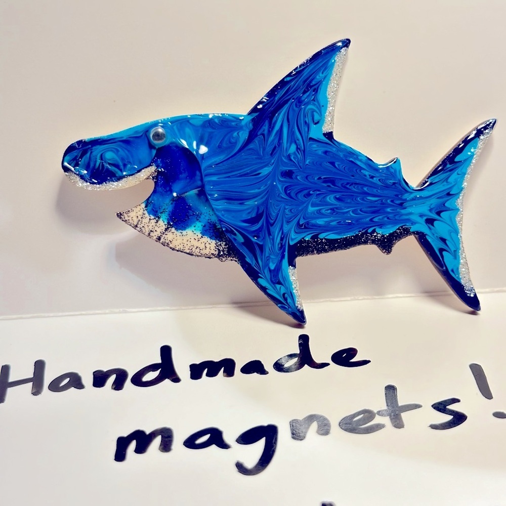 SHARK - handmade/painted wooden magnet
